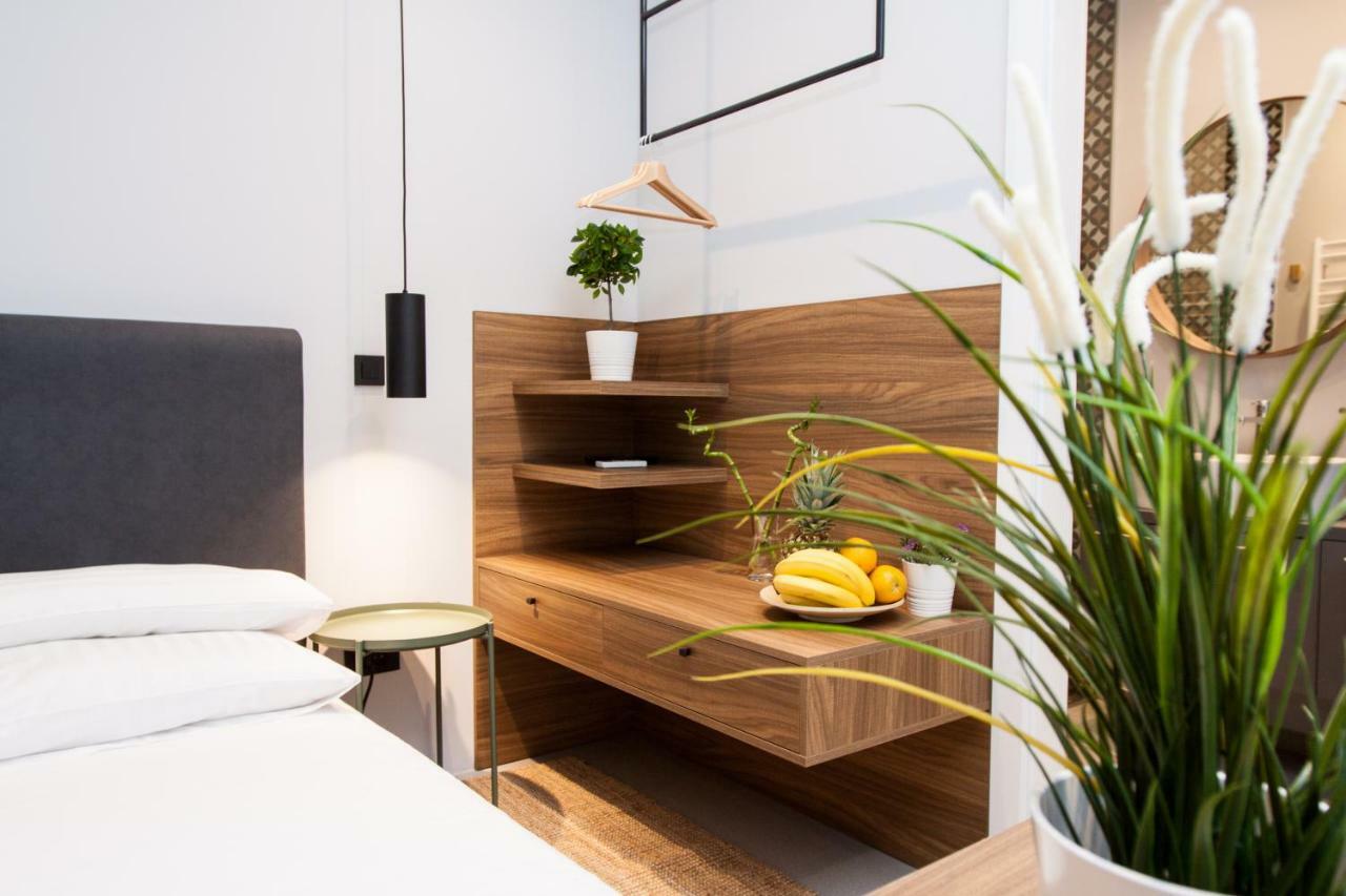 Rooms And Apartments Glossy Zagreb Exterior photo