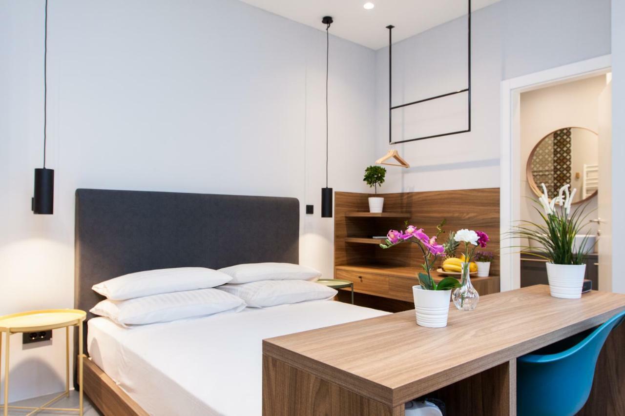 Rooms And Apartments Glossy Zagreb Exterior photo